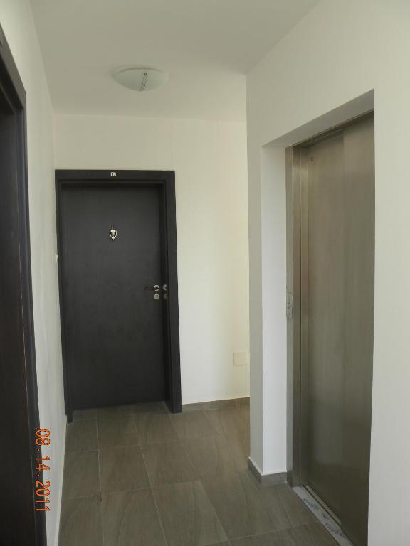 Apartcomplex New Tawn Obzor Bagian luar foto